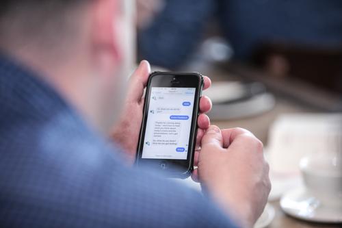 Survey Hints at the Importance of Chatbots’ Expertise for Gaining Users’ Trust