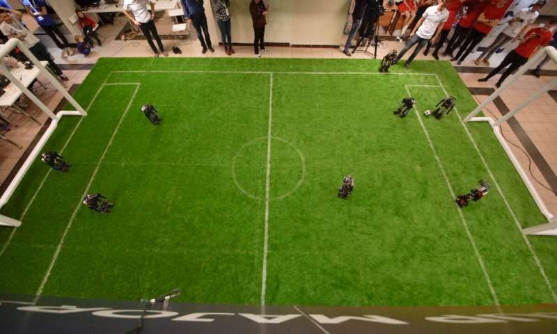 A heuristic search algorithm to plan attacks in robotic football