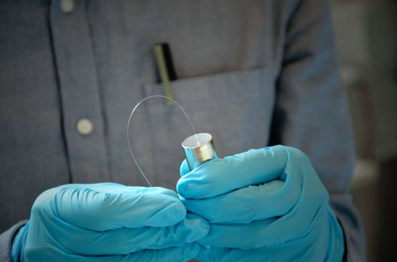 Commercial battery cells that can monitor their own chemical and thermal state