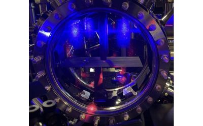 Hours-long continuous lasing achieved using laser-cooled strontium atoms